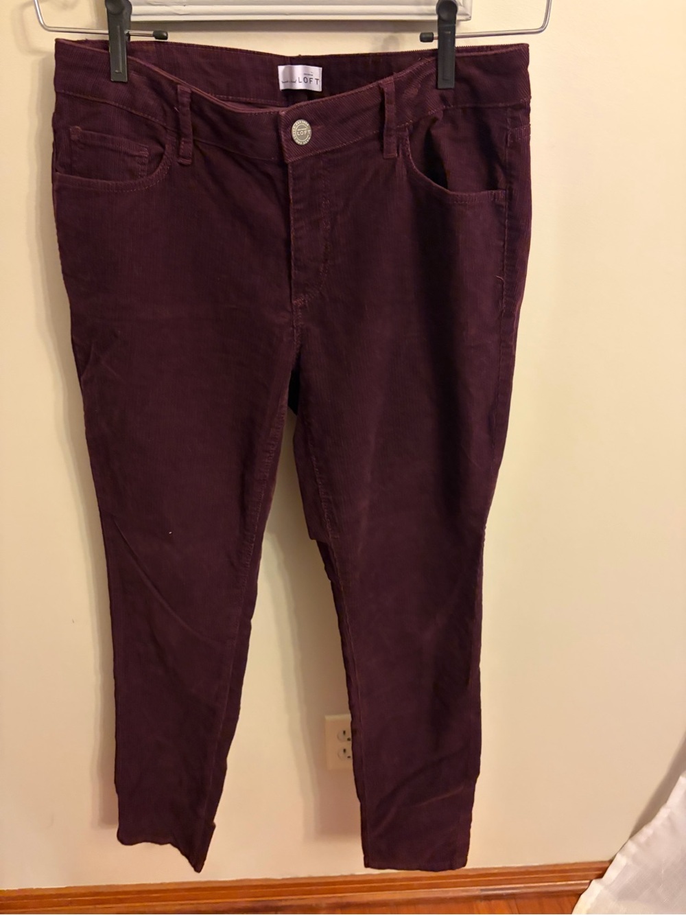 LOFT Skinny Corduroy Jeans in Deep Plum Dark Academia Quiet Luxury